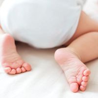 医師監修 赤ちゃんのウンチ 心配な色 と 色から考えられる 病気 を知っておこう たまひよ 医師監修 赤ちゃんのウンチ 心配な色 と 色から考えられる 病気 を知っておこう たまひよ