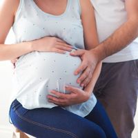 医師監修 陣痛の始まりってどんな痛み 前兆は 陣痛の症状 間隔を知って痛みの対処法を たまひよ 医師監修 陣痛の始まりってどんな痛み 前兆は 陣痛の症状 間隔を知って痛みの対処法を たまひよ