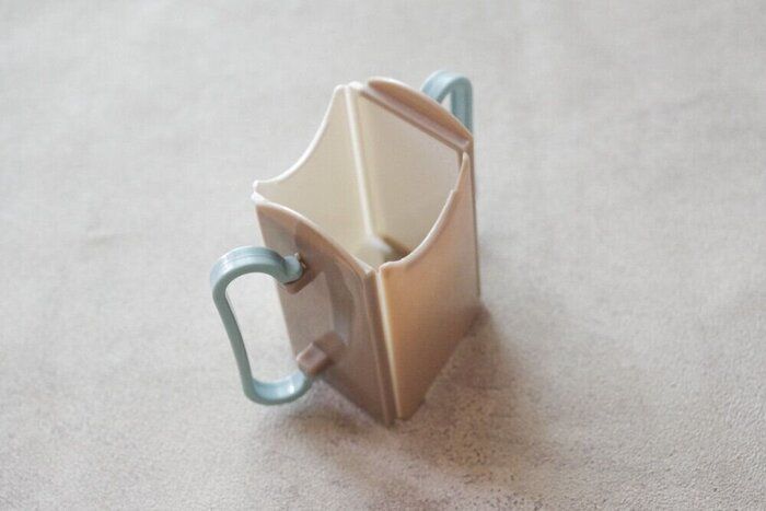 【ダイソー】うっかり汚れを防ぐ!持ってると安心な「紙パック飲料のお供」とは