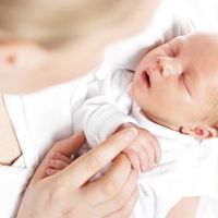 生後3ヶ月 抜け毛が多く 頭皮の乾燥が心配 専門家q A たまひよ 生後3ヶ月 抜け毛が多く 頭皮の乾燥が心配 専門家q A たまひよ