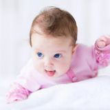 保健師監修 秋 冬生まれ赤ちゃんの 肌着 ウエア は何を何枚そろえる たまひよ 保健師監修 秋 冬生まれ赤ちゃんの 肌着 ウエア は何を何枚そろえる たまひよ