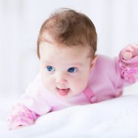 保健師監修 秋 冬生まれ赤ちゃんの 肌着 ウエア は何を何枚そろえる たまひよ 保健師監修 秋 冬生まれ赤ちゃんの 肌着 ウエア は何を何枚そろえる たまひよ