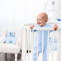 医師監修 赤ちゃんが頭を打った たんこぶができた 応急処置と注意すべきポイントとは たまひよ 医師監修 赤ちゃんが頭を打った たんこぶができた 応急処置と注意すべきポイントとは たまひよ