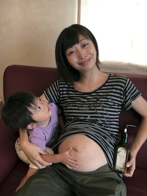 「塗ったあとは肌がしっとり。息子と使えるのもうれしい!」