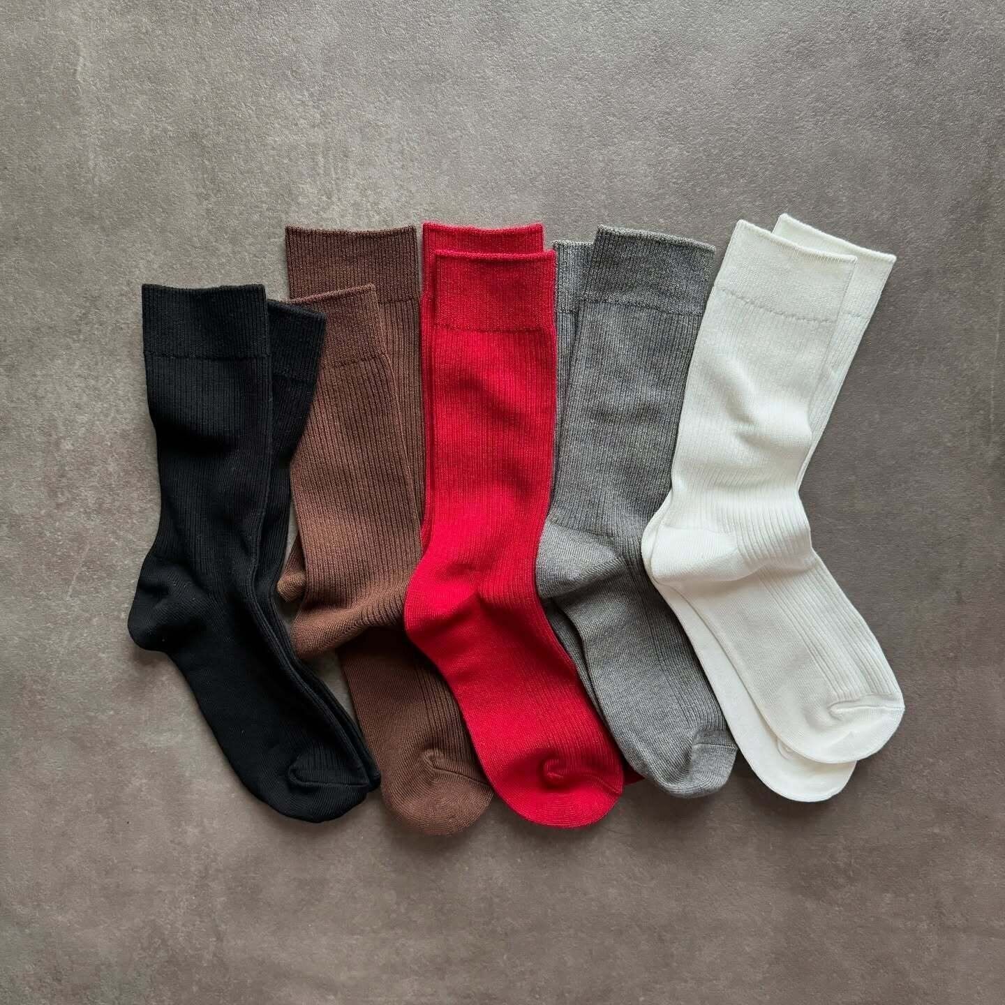 【ユニクロ】毎年買い足したい！オシャレさん愛用「ソックス」を教えます