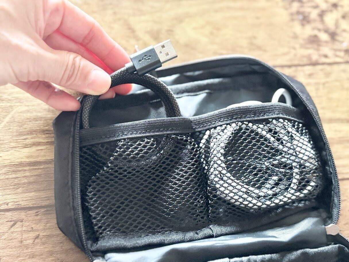 ポーチに入れやすい