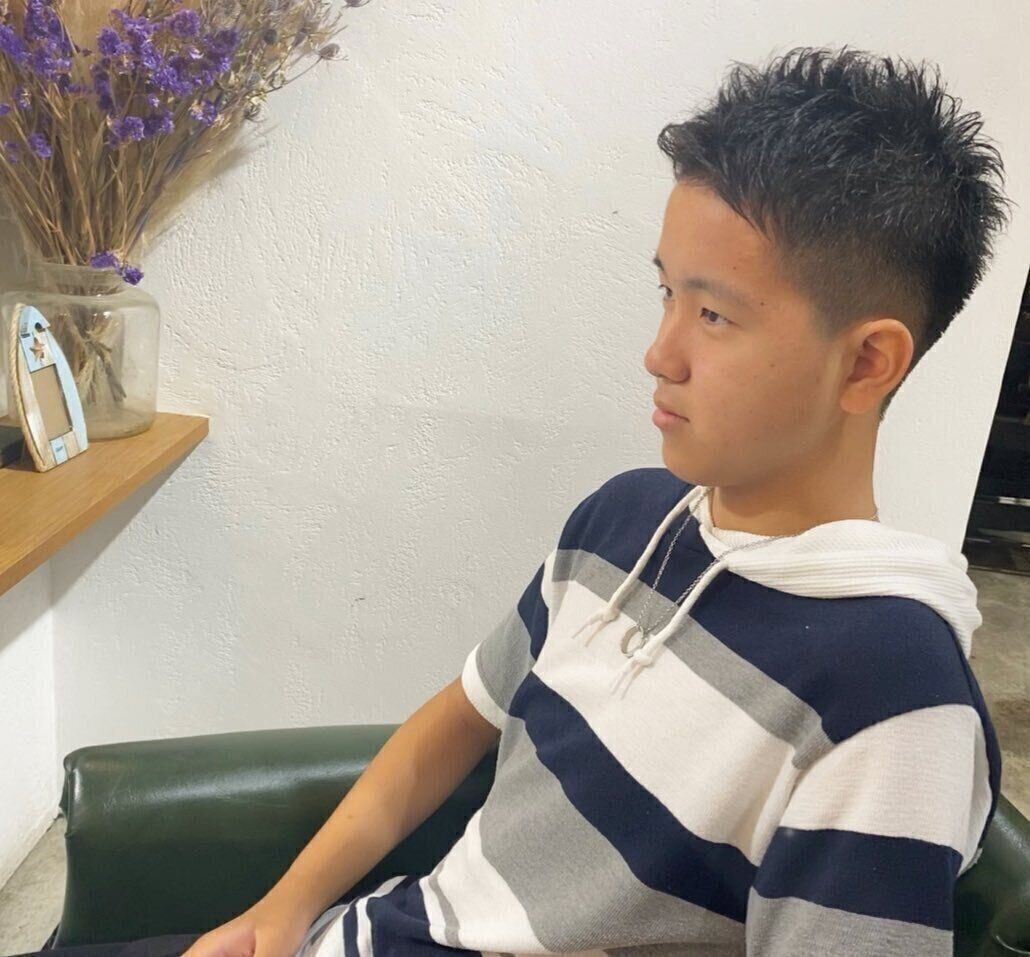 かっこいい高校生男子になれる！アップバングでさわやかさをアピール！