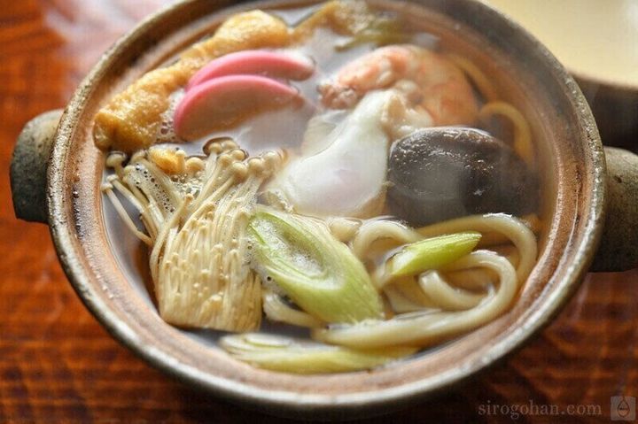 鍋焼きうどんのレシピ/作り方