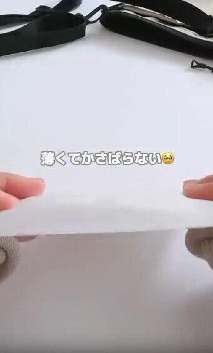 【セリア】汗拭きシートやメイク落としシートもコンパクトに持ち運べる