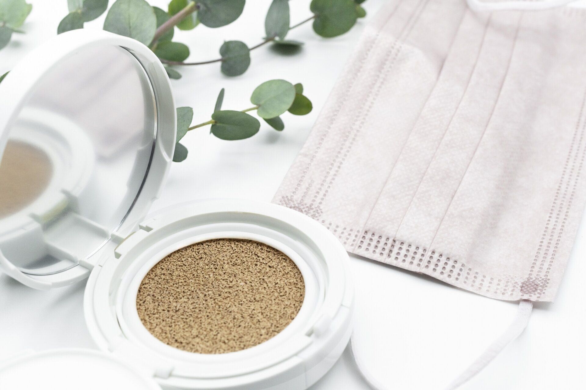 マスクにつかないファンデーション　ドラッグストア