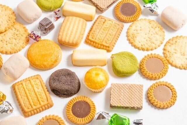 並べられた焼き菓子