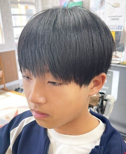 縮毛矯正でサラツヤ！コンパクトなマッシュ