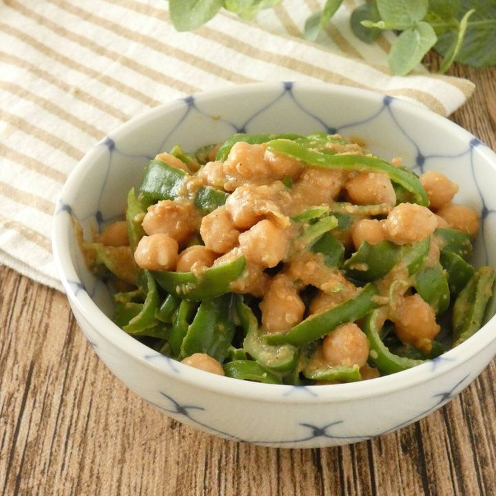 ピーマンとひよこ豆の甘味噌あえ
