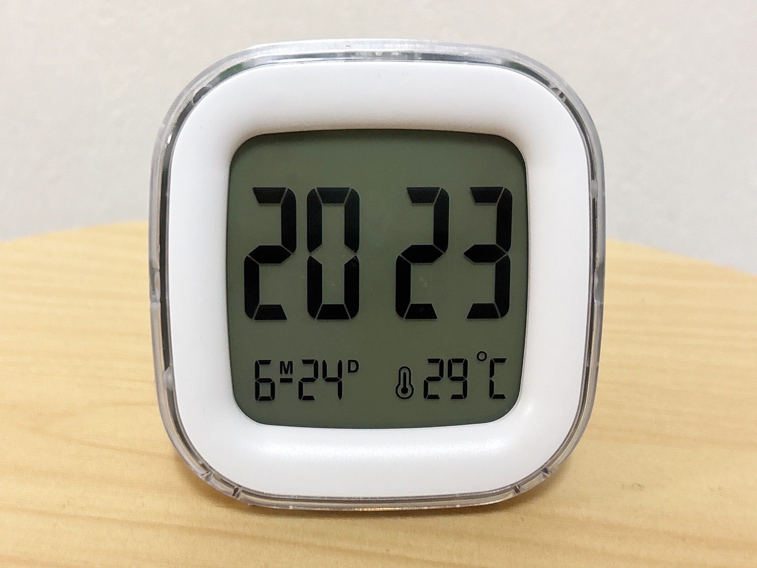 ダイソーナイトライトデジタル時計