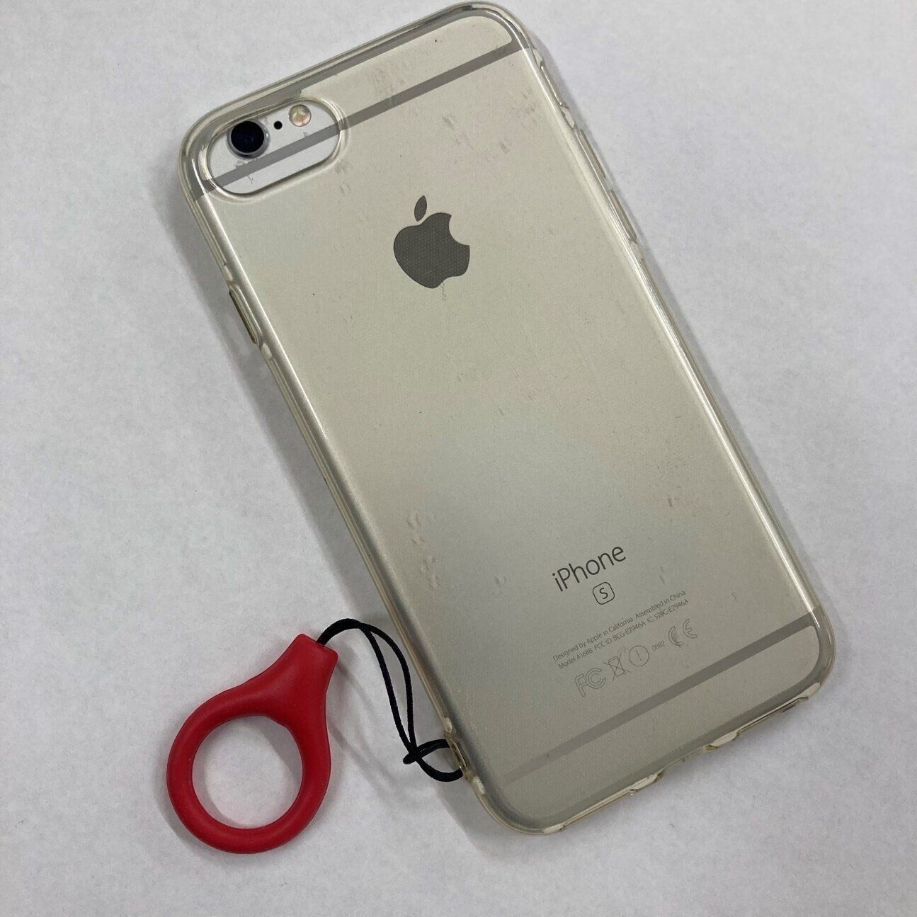 【ダイソー】これでもう絶対スマホを落とさない!?スマホ落下を防止する「フィンガーストラップ」