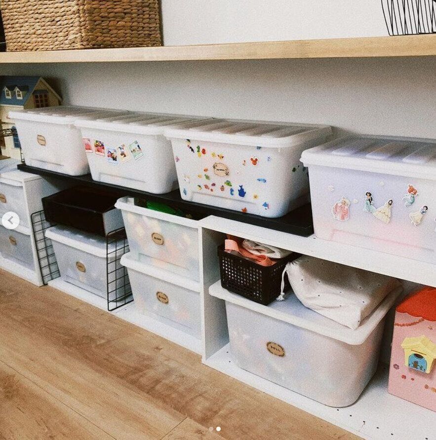 カラーボックス収納アイデア 0 活用したらこうなった 変幻自在のカラーボックス収納でお部屋がみるみる片づく サンキュ