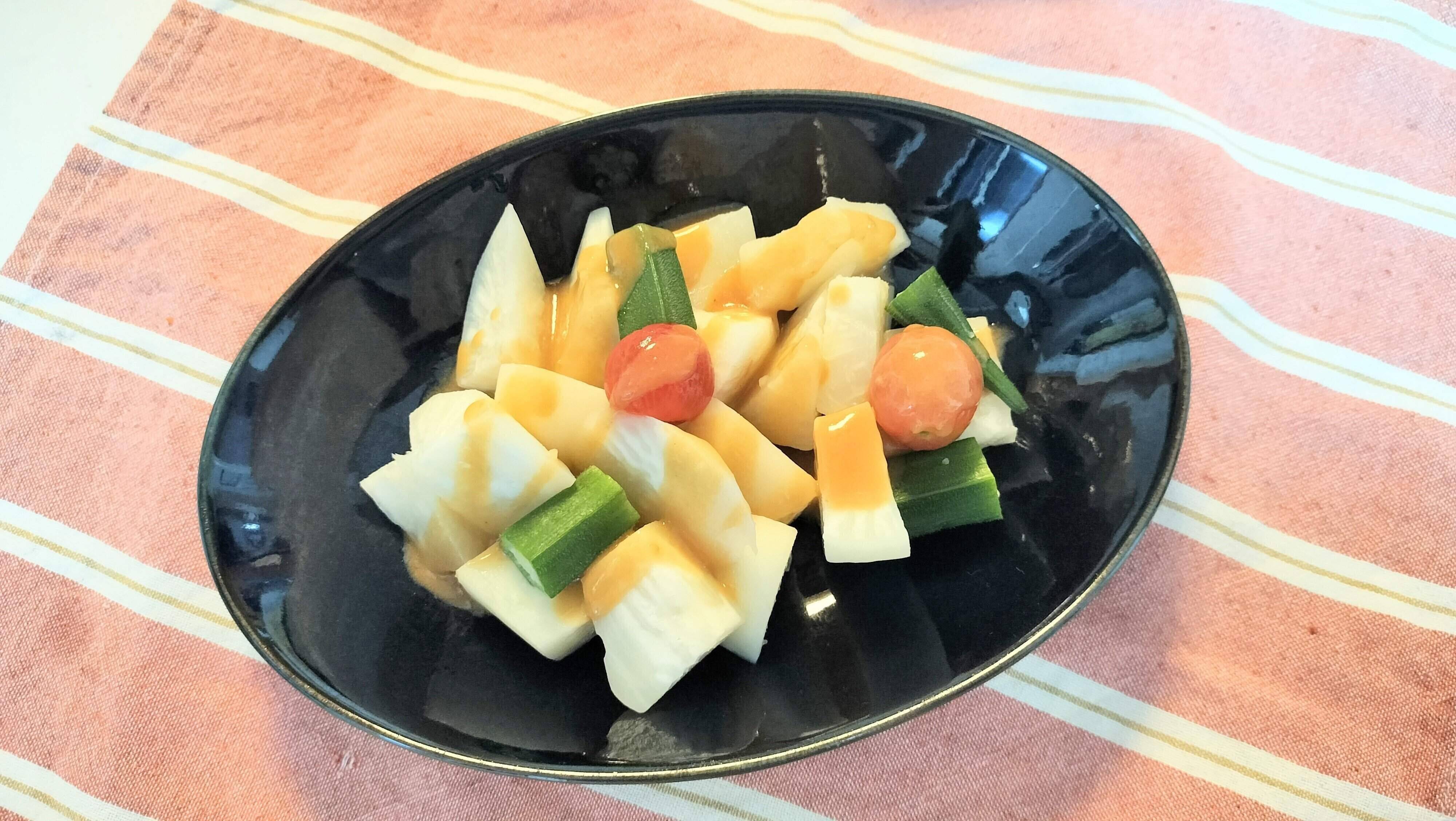 蕪の蒸し野菜サラダ