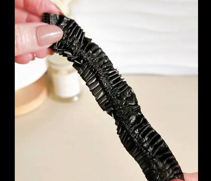 【セリア】急な雨でもOK！使い捨て自転車サドルカバー