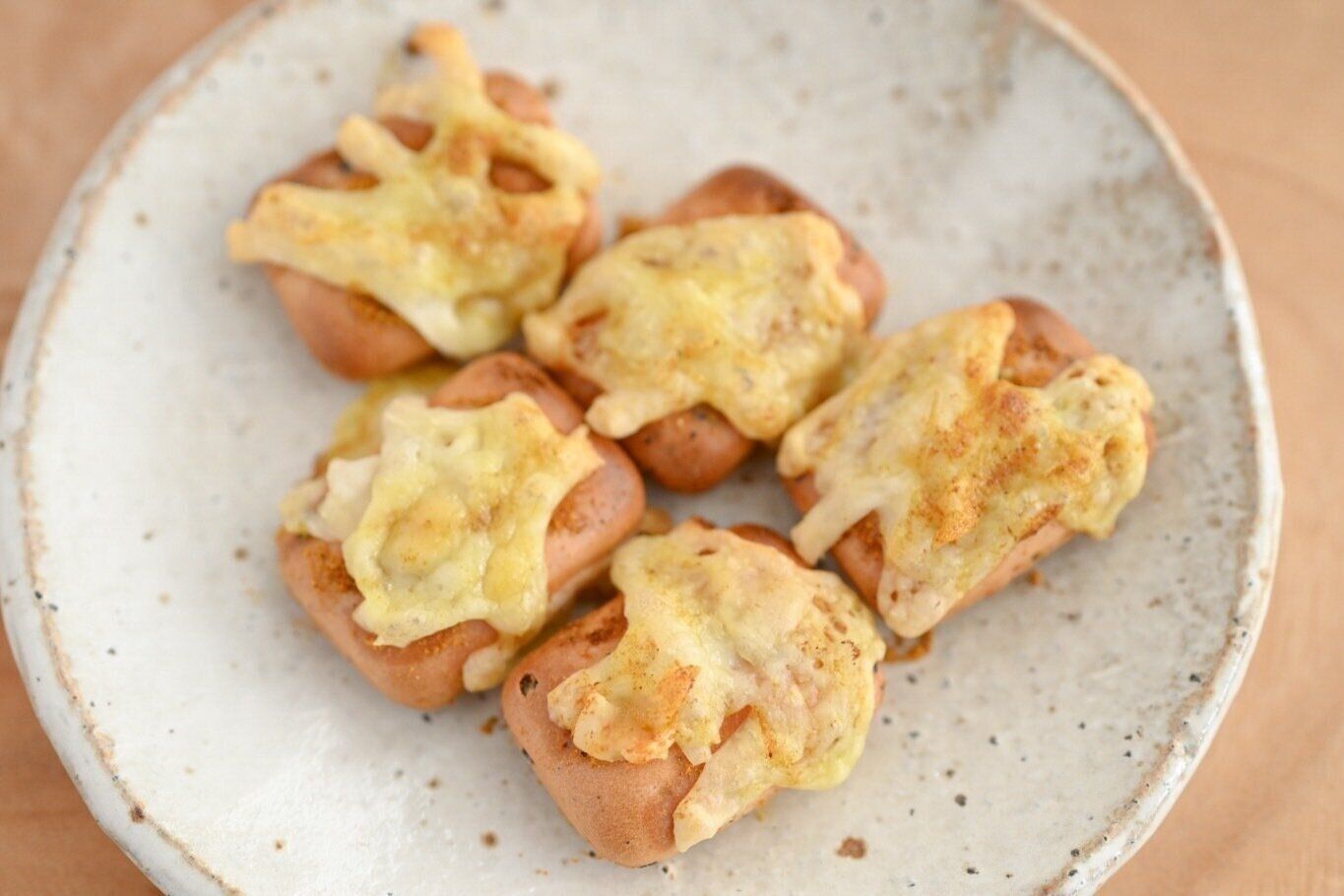 乾パンのカレーチーズ焼き