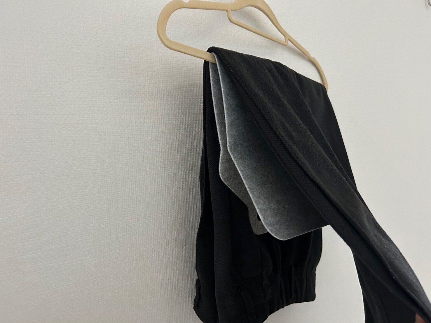 【無印良品】くり返し使えるのがうれしい！ジメジメする時期におすすめの“吊るすだけ”でOKな除湿シートはクローゼットの必需品になるかも