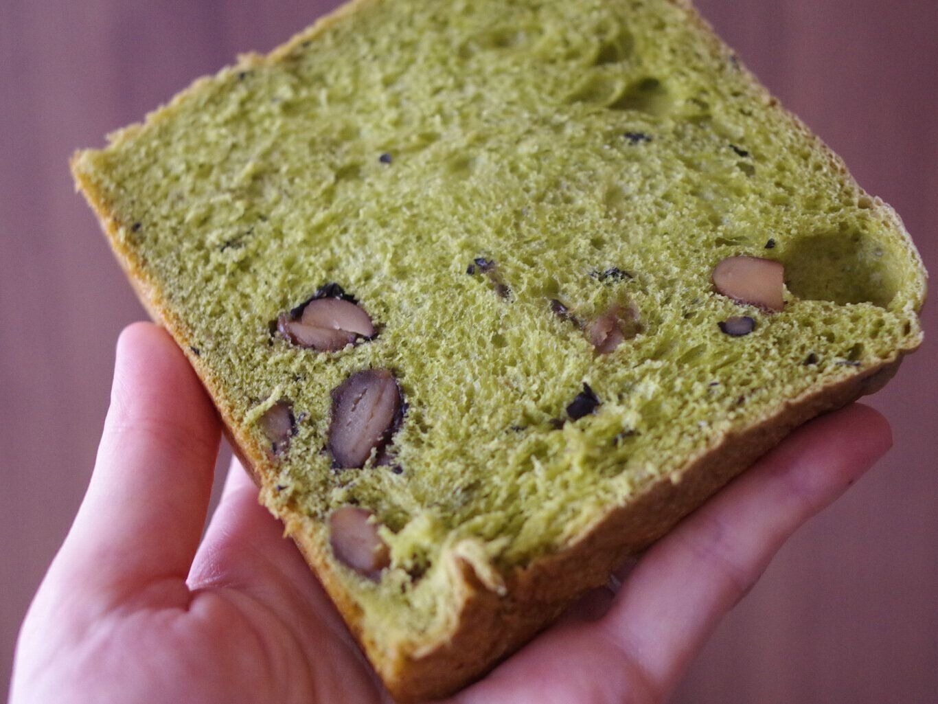 お土産にも！【無印良品・銀座】店舗限定“激レア食パン”を選んでみて