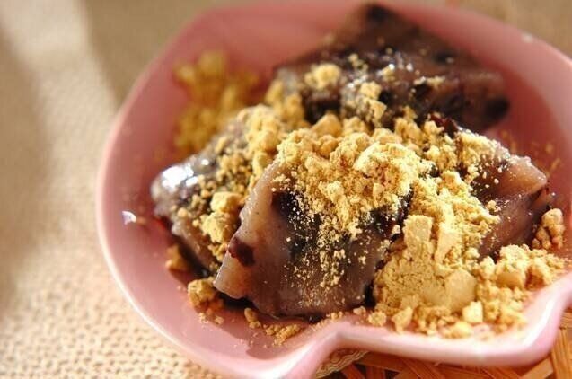 きな粉入り小豆入り葛餅