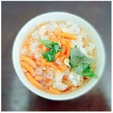 柿ピーとシソのさっぱり茶漬け