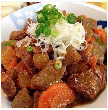 牛すね肉の煮込みです☆白飯の友達♪日本酒の親友w♪