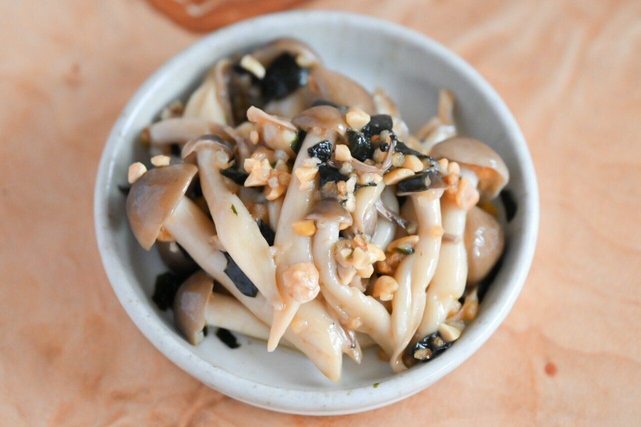 しめじの海苔と納豆ナムル
