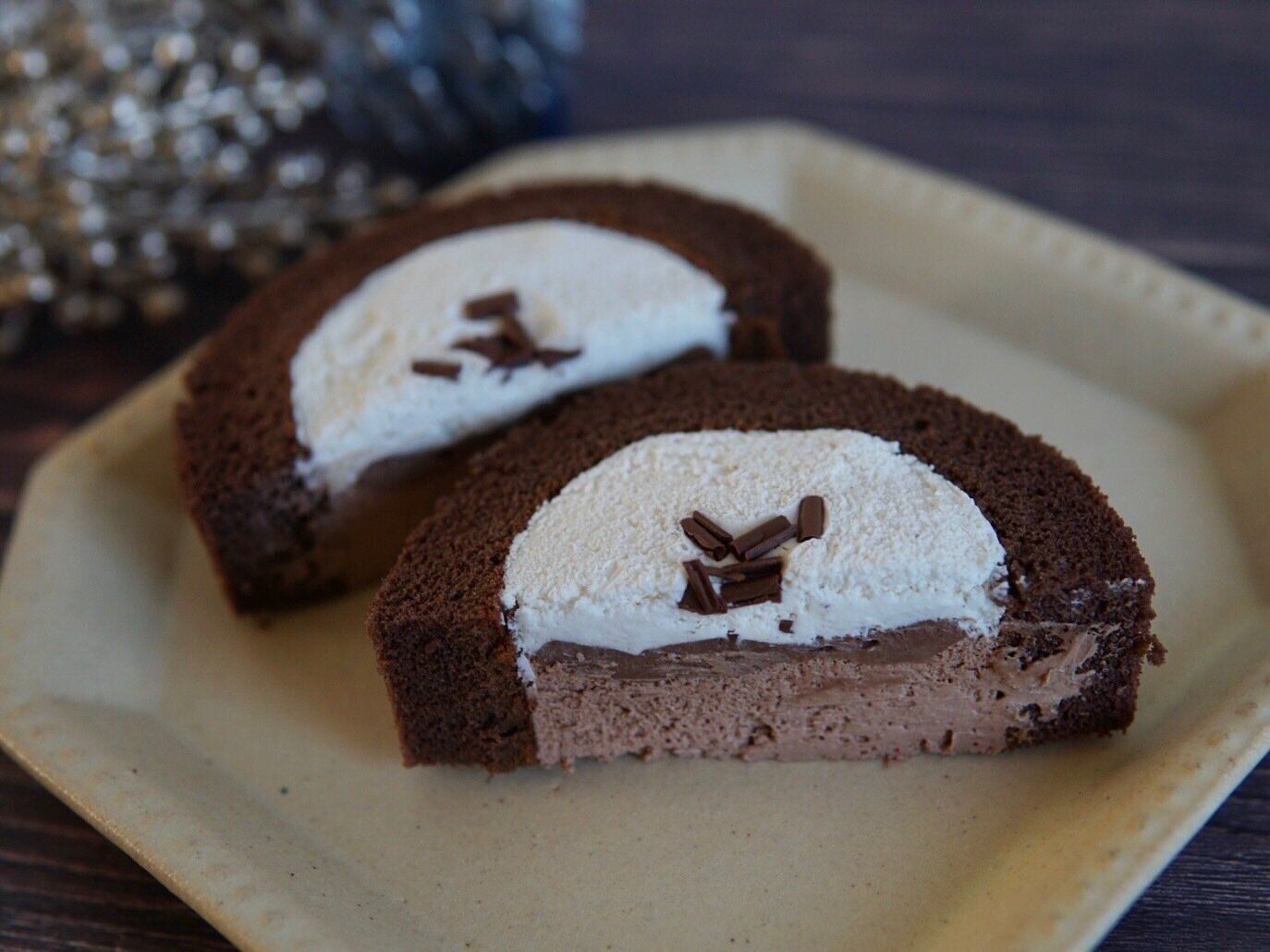 ショコラヴァニーユロールケーキ