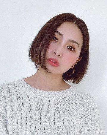 マニッシュに決まる！大人の暗髪ストレートボブ