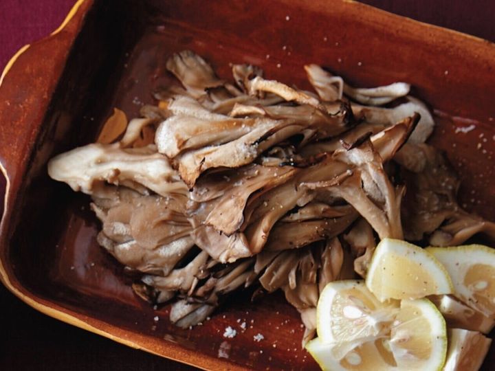 ホイルに包むからうまみがギューッと凝縮 まいたけのホイル焼き サンキュ ホイルに包むからうまみがギューッと凝縮 まいたけのホイル焼き サンキュ