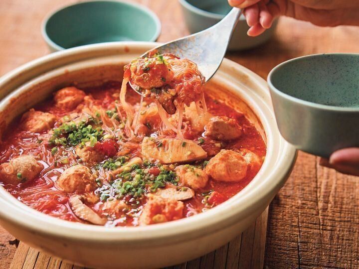 うま酸っぱいトマトで食欲モリモリ！鶏だんごのトマト酸辣湯