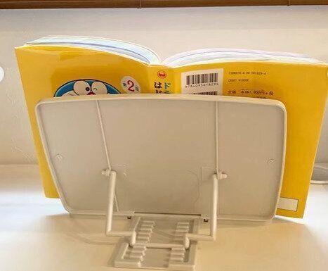 【ダイソー】本を開いたまま固定できる！