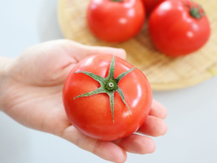 ヘタの緑色が濃い