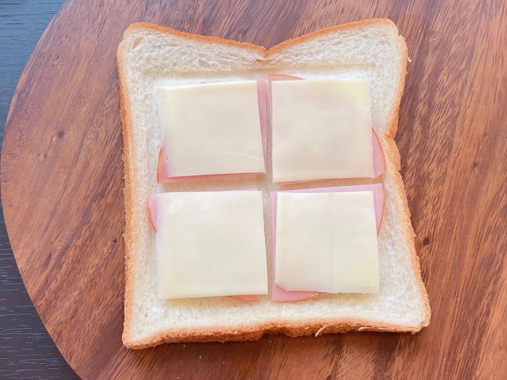 ぎゅっと押すだけでパックサンドができる!