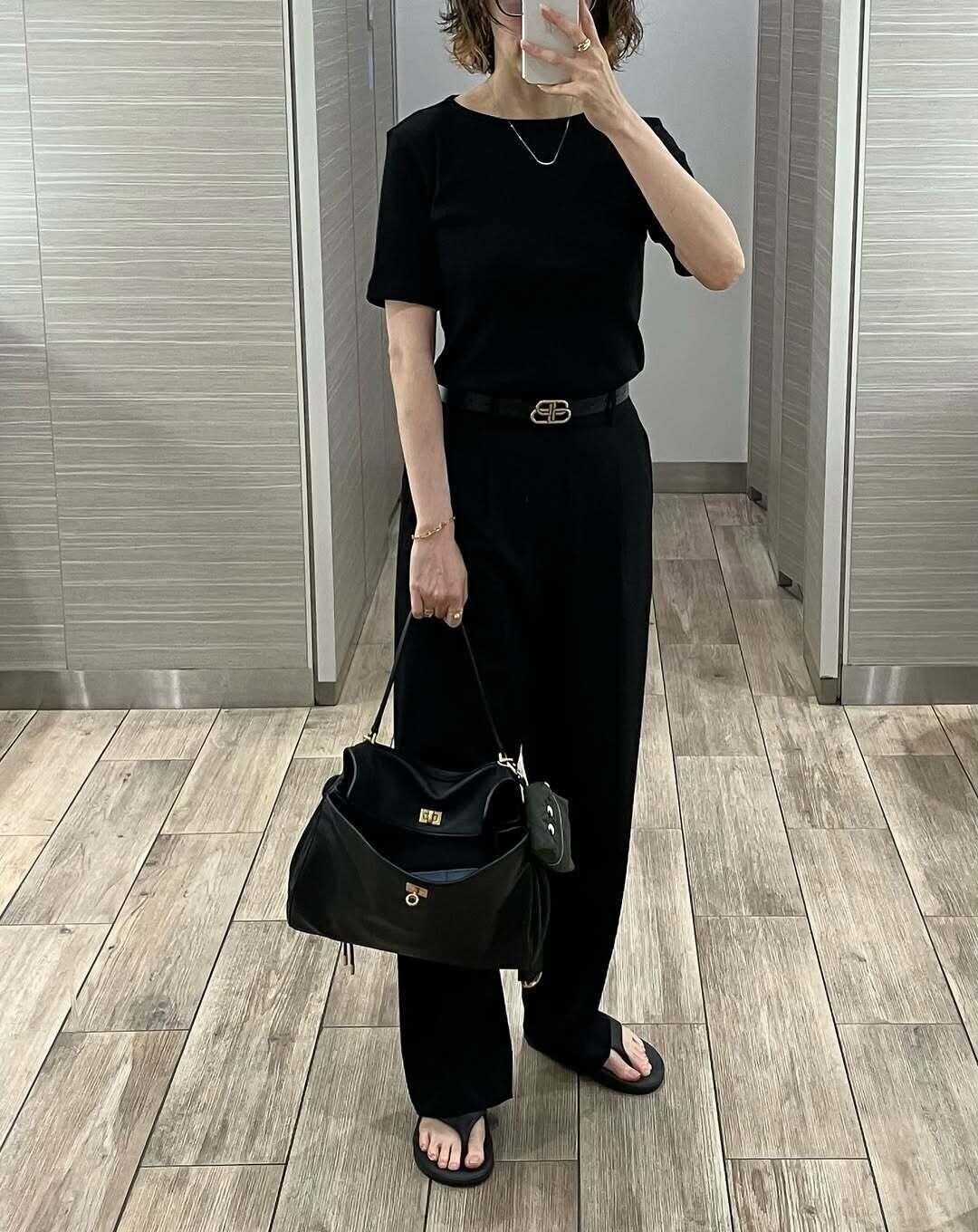 着やせに大優勝！ラクに過ごせて快適なユニクロの「黒アイテム」