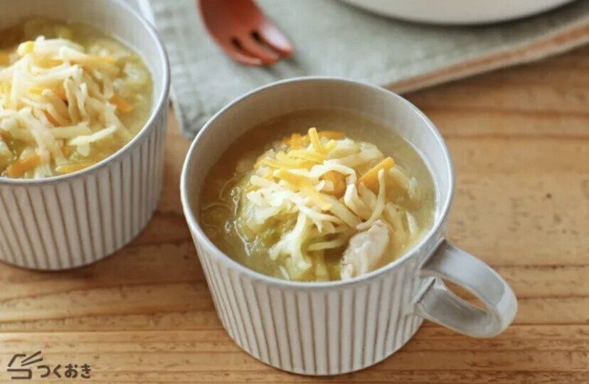 白菜と鶏むねのコンソメスープ