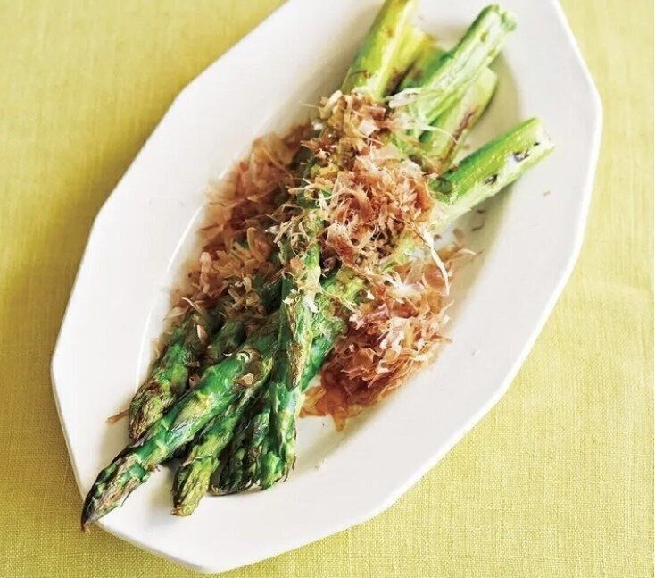 焼きアスパラガス