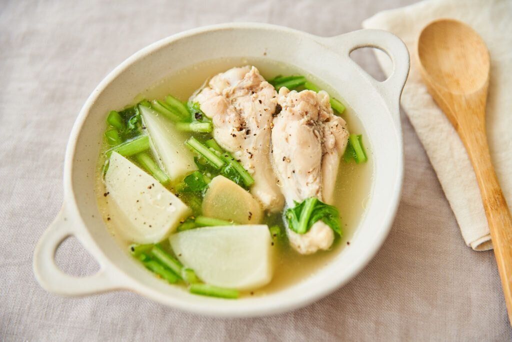 【糖質控えめレシピ】鶏手羽のジンジャースープ