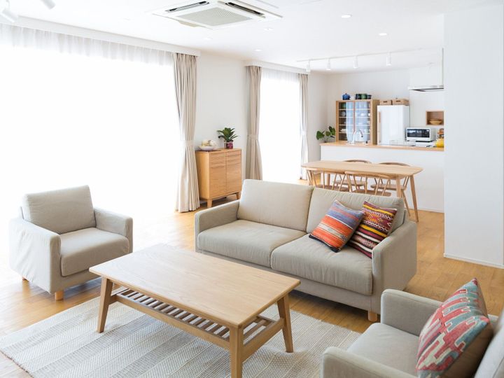 置いてはいけない リビングにあると金運が下がるもの6 Dr コパの風水解説 サンキュ 置いてはいけない リビングにあると金運が下がるもの6 Dr コパの風水解説 サンキュ