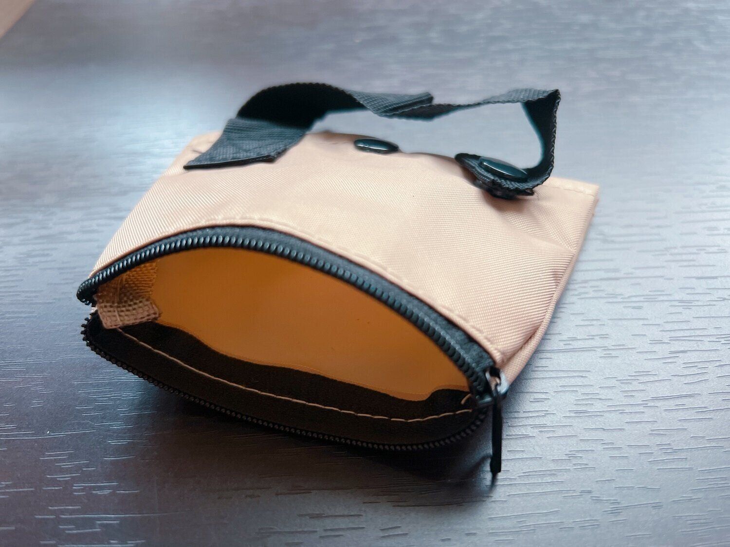 セリアの「2WAYバッグインポーチ」が便利！