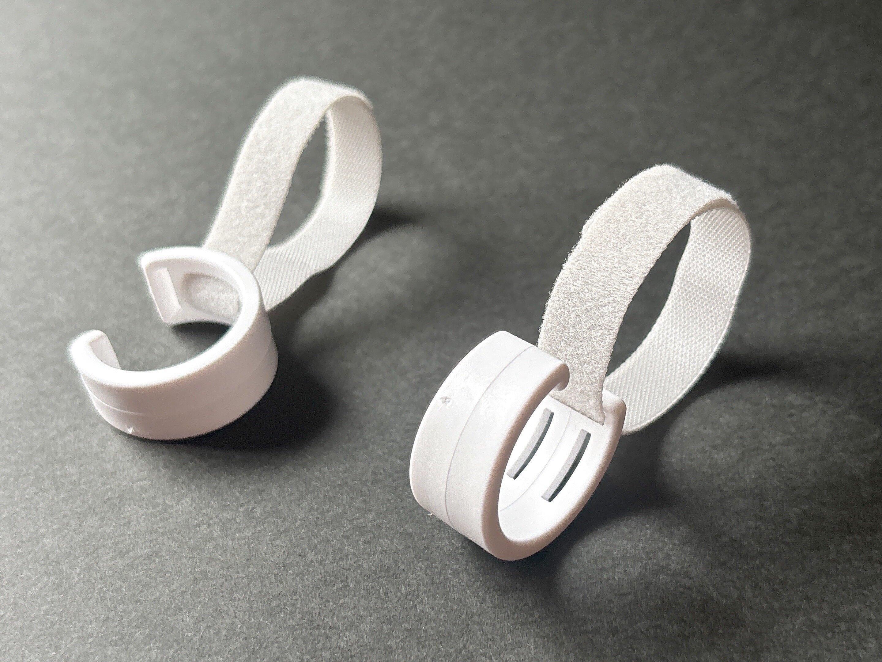 ダイソーベルトでしっかりとまるフックM