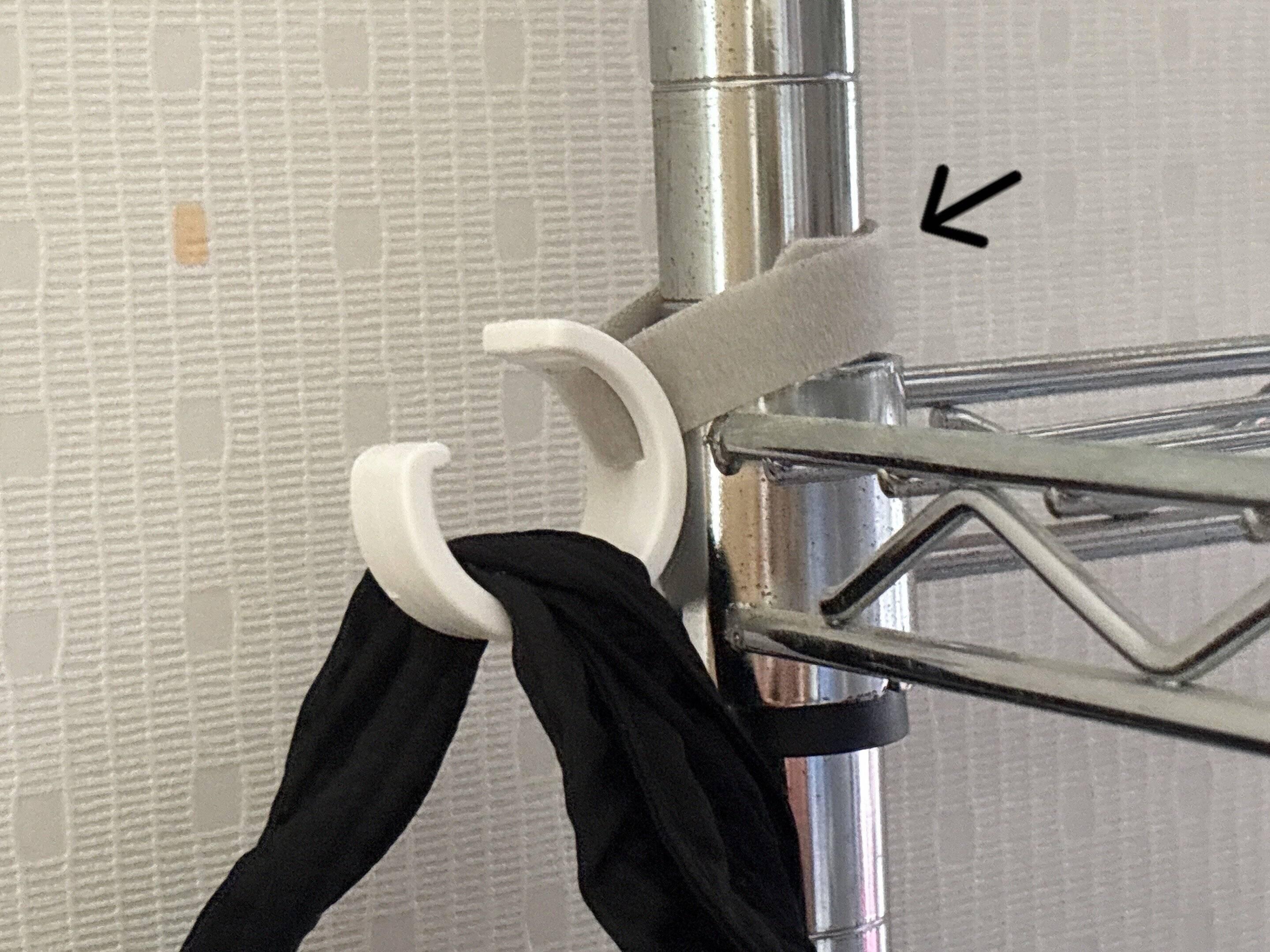 ダイソーベルトでしっかりとまるフックM