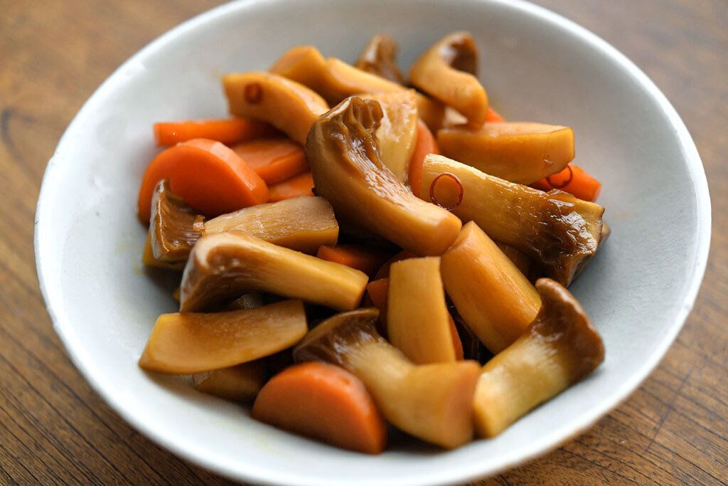 エリンギとにんじんの煮物