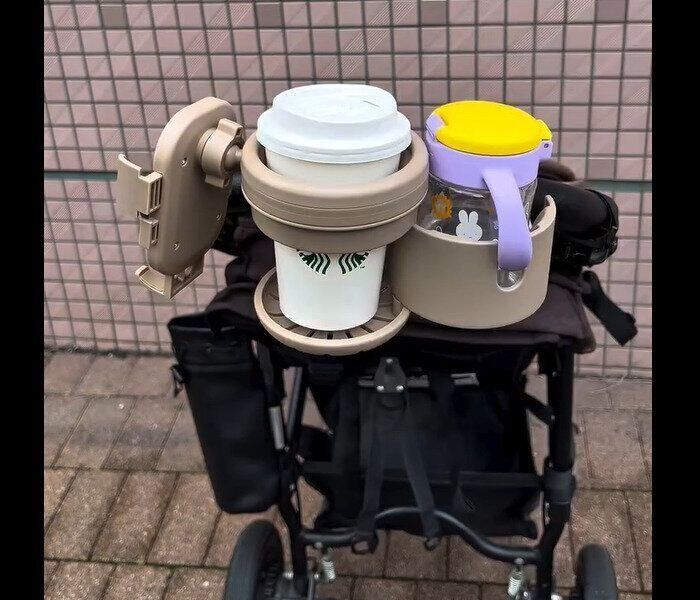 【3COINS】360度回転！スマホ&ドリンクホルダー