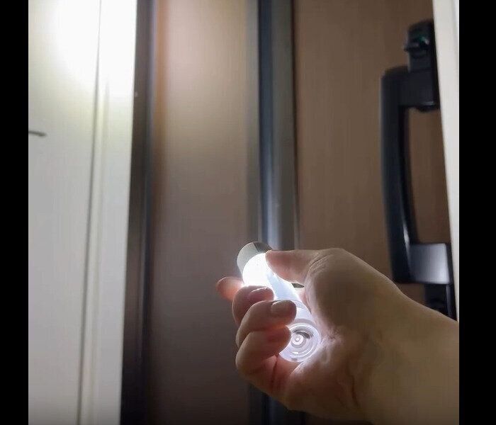 【ダイソー】コスパよし！充電式LEDスケルトンライト