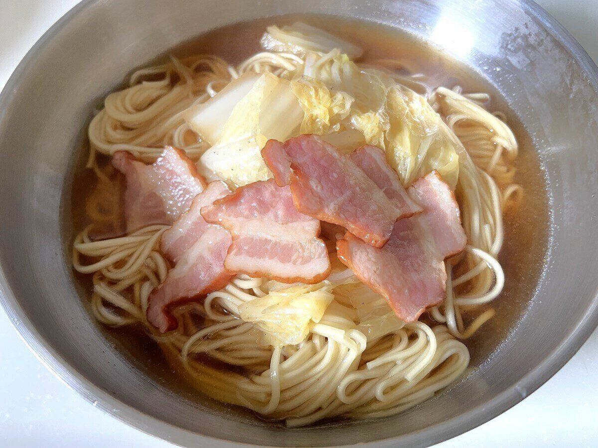 ラーメンにトッピング