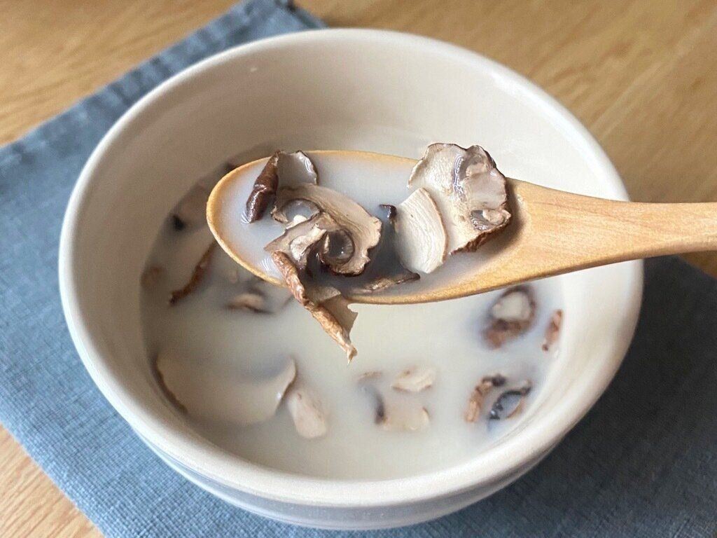 山形県産マッシュルームのクリームスープ