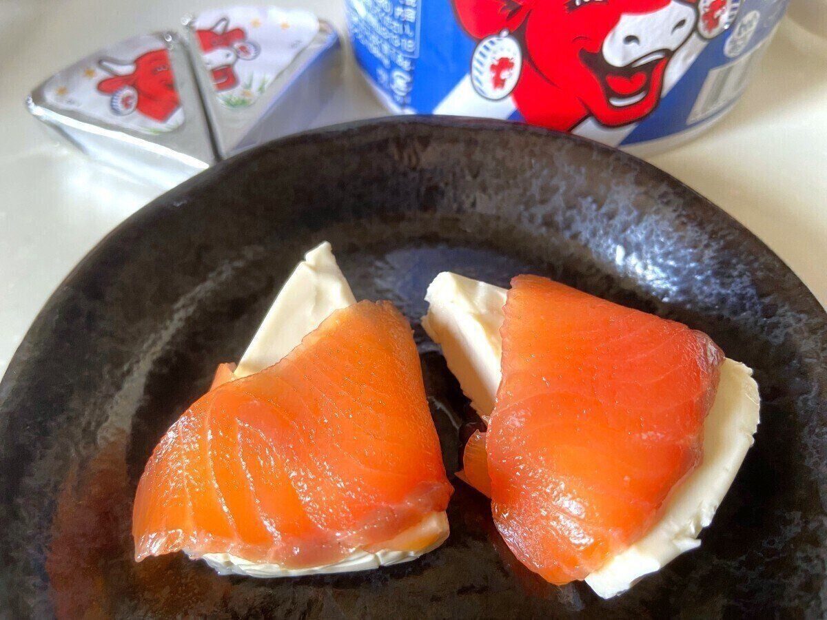 スモークサーモンのせ